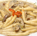 Istrian pljukanci with mushrooms